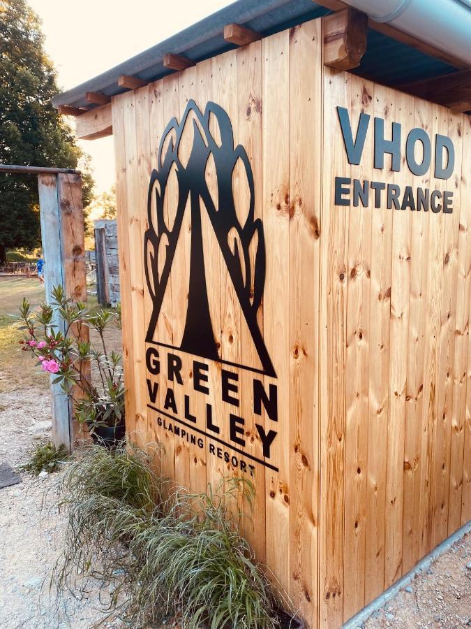 Greenvalleyglamping Sesce Pri Preboldu Exterior photo